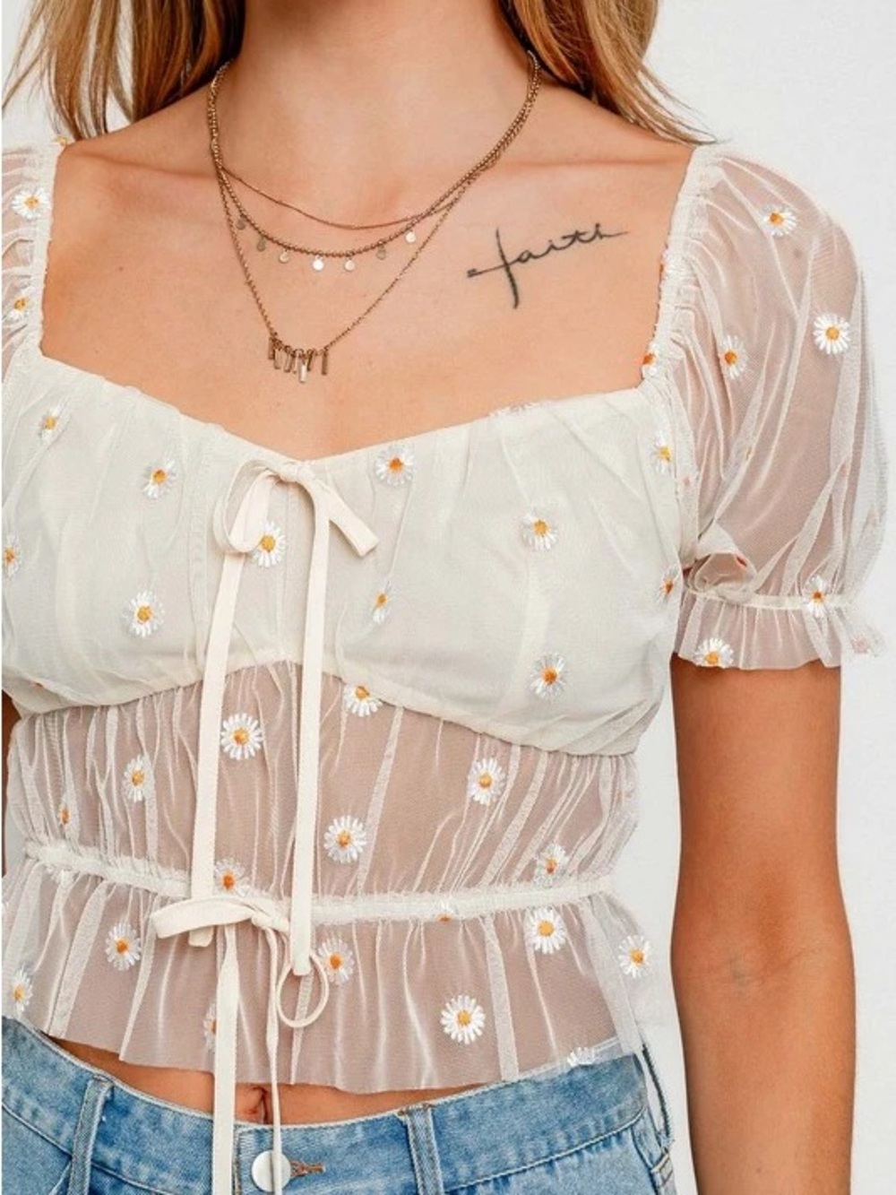 Le Lis | Flower Crop Top